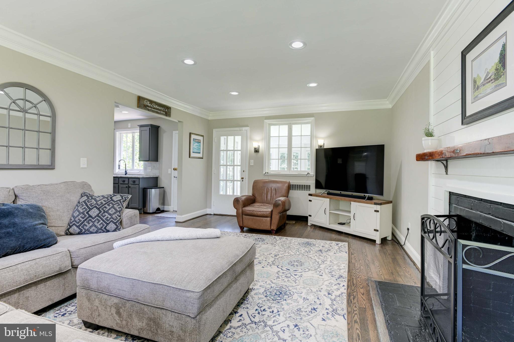 1109 Providence Road Towson, MD 21286 - Photo 10 of 38 Recessed Lighting & Crown Molding