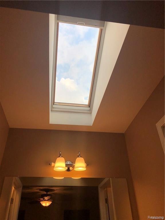 431 Rochdale Drive Rochester Hills, MI 48309 - Photo 14 of 28