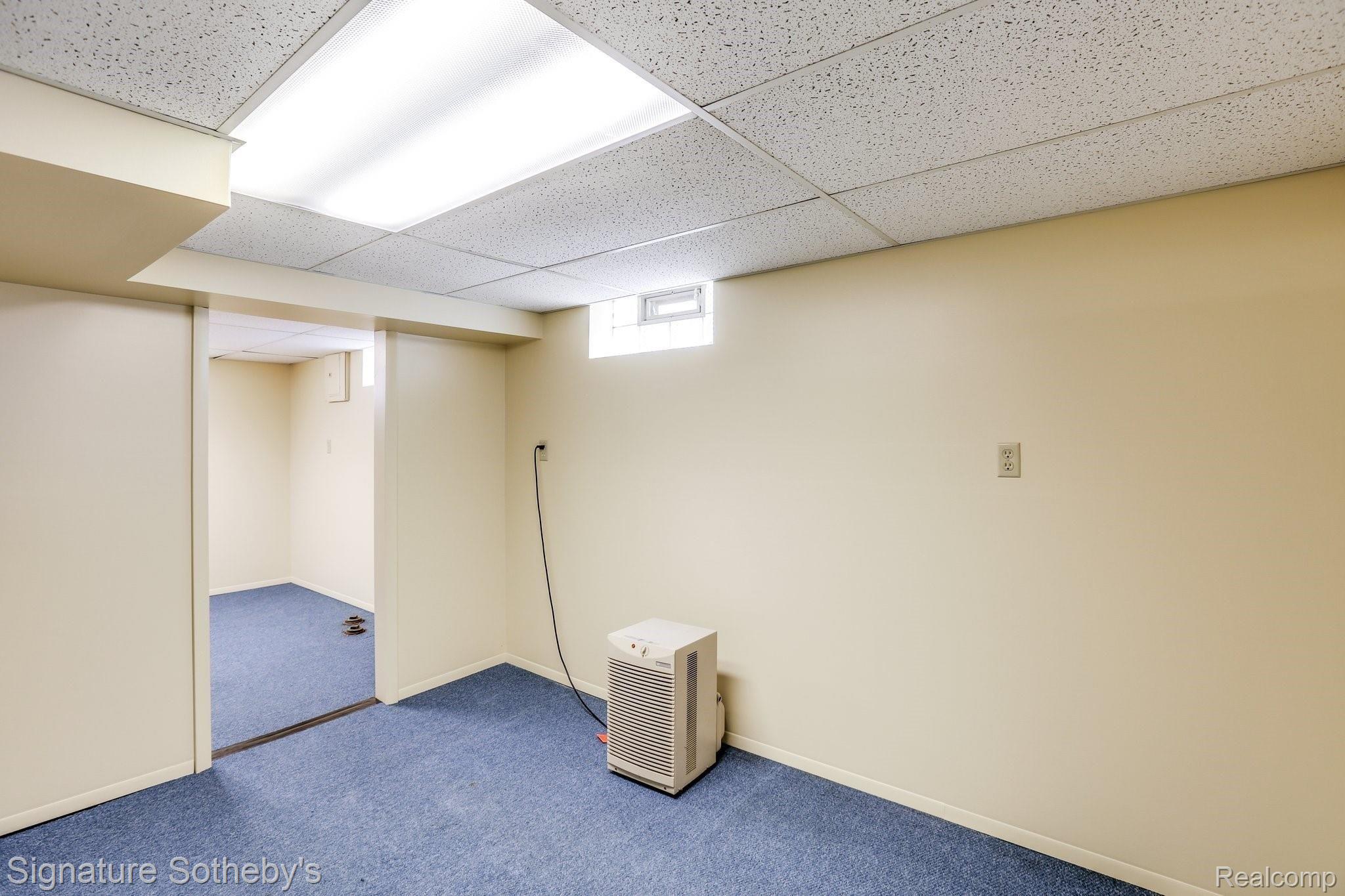17614 Quarry Road Riverview, MI 48193 - Photo 18 of 24 17614+Quarry+Rd+Riverview-14-web.jpg