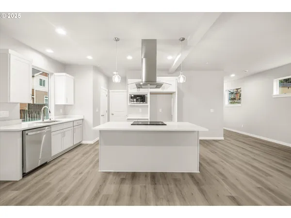 $499,947 | 181 Northwest Mawrcrest Drive, Gresham, OR 97030