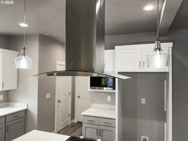 $499,947 | 181 Northwest Mawrcrest Drive, Gresham, OR 97030