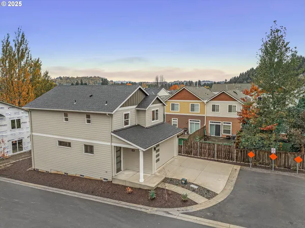 $499,947 | 181 Northwest Mawrcrest Drive, Gresham, OR 97030