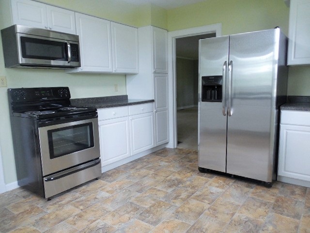 2011 North Wabash Road Marion, IN 46952 - Photo 3 of 23 Gallery Image 3