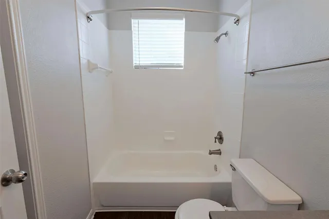 $1,800 | 12215 Hunters Chase Drive, Unit N7202N, Austin, TX 78729