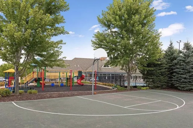 $300,000 | 15444 Foster Drive North, Hugo, MN 55038