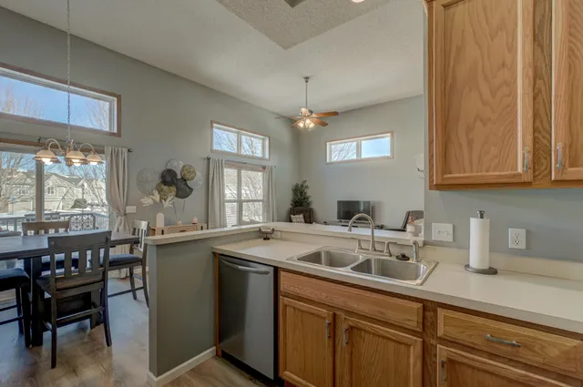 $300,000 | 15444 Foster Drive North, Hugo, MN 55038