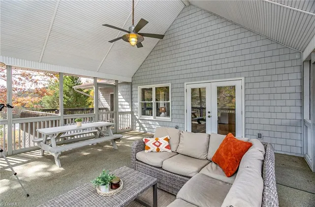 $585,000 | 9654 Highway 119 North, Leasburg, NC 27291