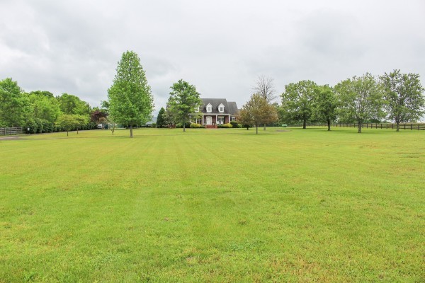 6464 Lebanon Road Murfreesboro, TN 37129 - Photo 4 of 32