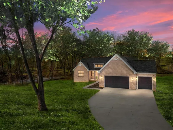 $762,900 | 1935 Percy Lane, Highland, MI 48357