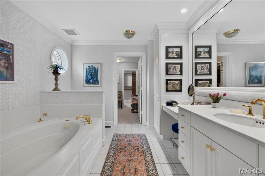 18 South McKnight Road St. Louis, MO 63124 - Photo 37 of 72 Gallery Image 37