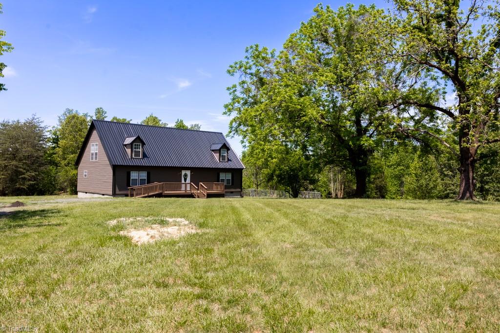 258 Buttercup Road Eden, NC 27288 - Photo 7 of 42