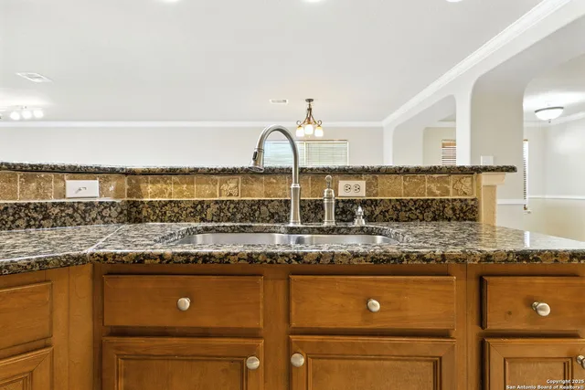 $2,295 | 506 Leafy Ridge, San Antonio, TX 78251