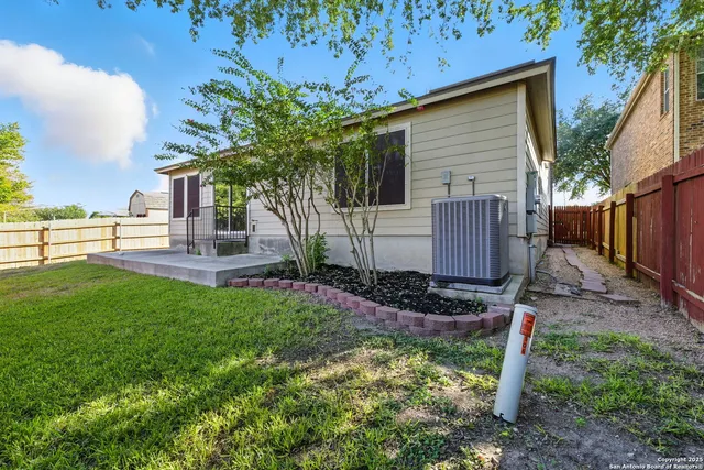 $2,295 | 506 Leafy Ridge, San Antonio, TX 78251