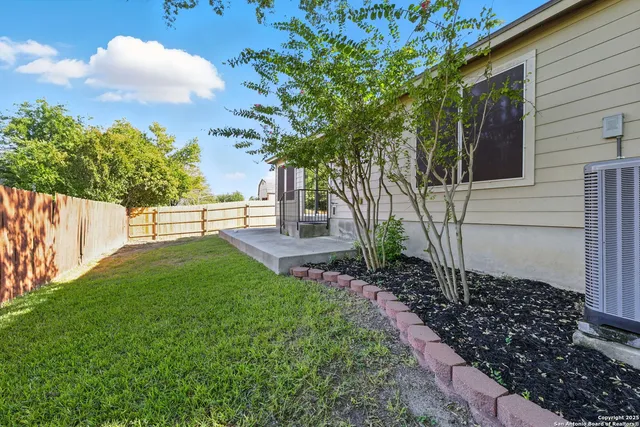 $2,295 | 506 Leafy Ridge, San Antonio, TX 78251
