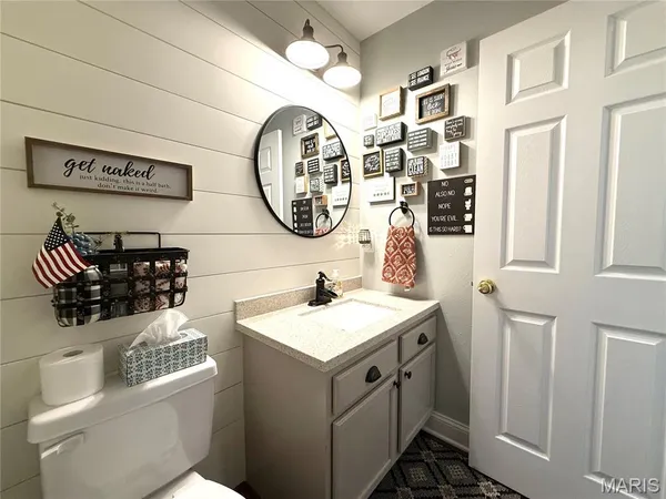 $319,000 | 10918 Fallowfield Drive, Lebanon, IL 62254