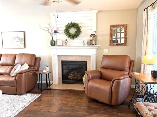 $319,000 | 10918 Fallowfield Drive, Lebanon, IL 62254