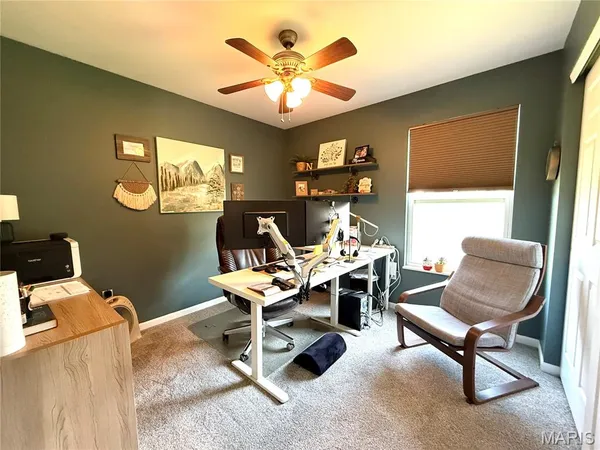 $319,000 | 10918 Fallowfield Drive, Lebanon, IL 62254