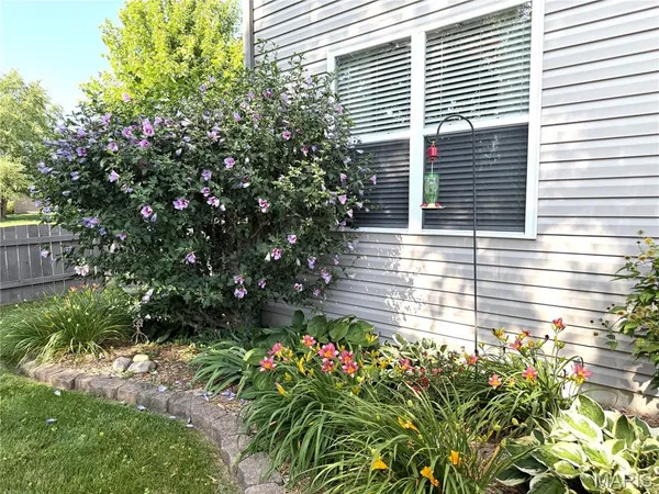 $319,000 | 10918 Fallowfield Drive, Lebanon, IL 62254