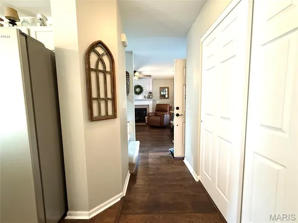 $319,000 | 10918 Fallowfield Drive, Lebanon, IL 62254