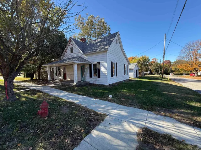 $49,900 | 206 North 3rd Street, Owensville, IN 47665