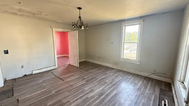 $55,000 | 206 North 3rd Street, Owensville, IN 47665