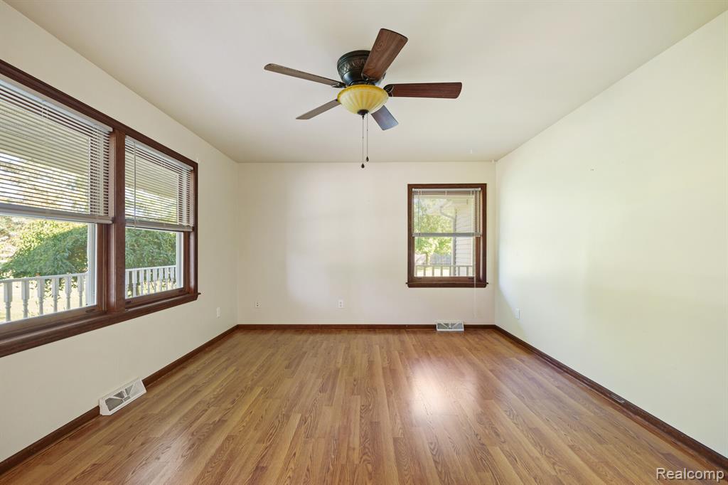8038 Duquette Road Yale, MI 48097 - Photo 10 of 32