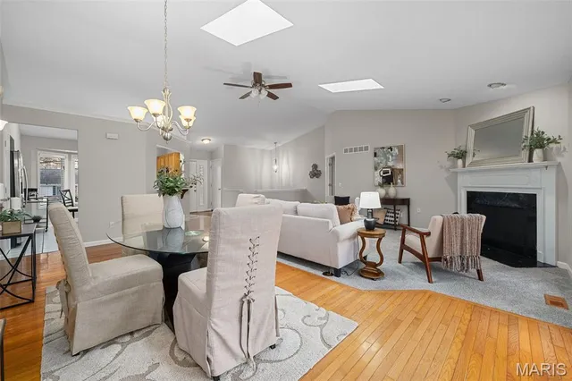 $362,000 | 807 Briarwood Court, Lake St. Louis, MO 63367