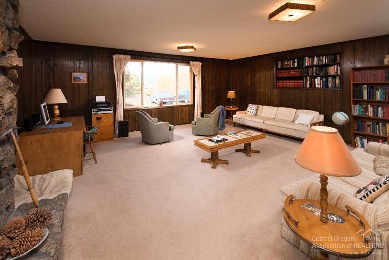 61839 Dobbin Road Bend, OR 97702 - Photo 4 of 23 a living room with furniture rug and window