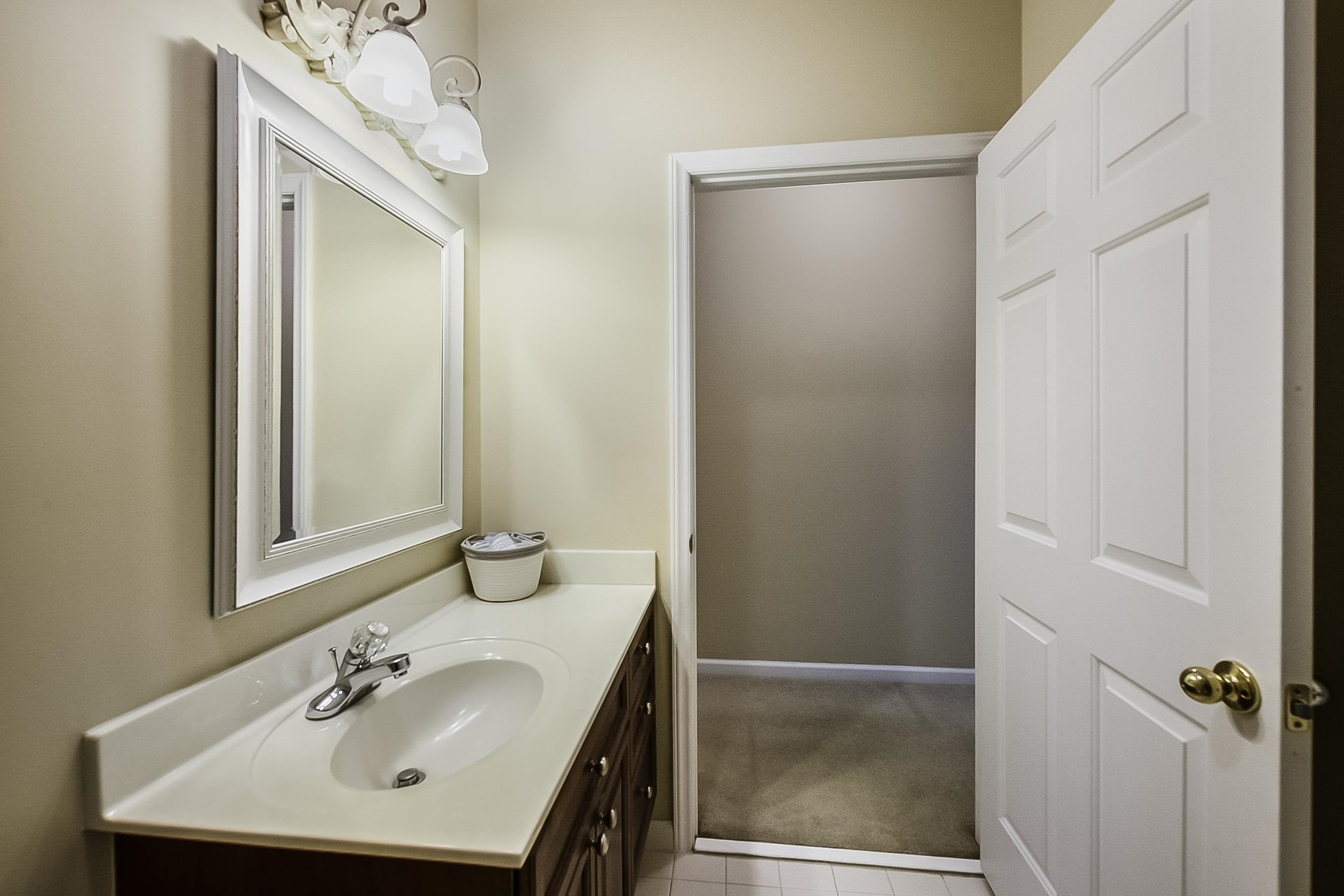 8041 Allyns Landing Way, Unit 302 Raleigh, NC 27615 - Photo 23 of 31 2nd Bath with Bedroom and Hall Access