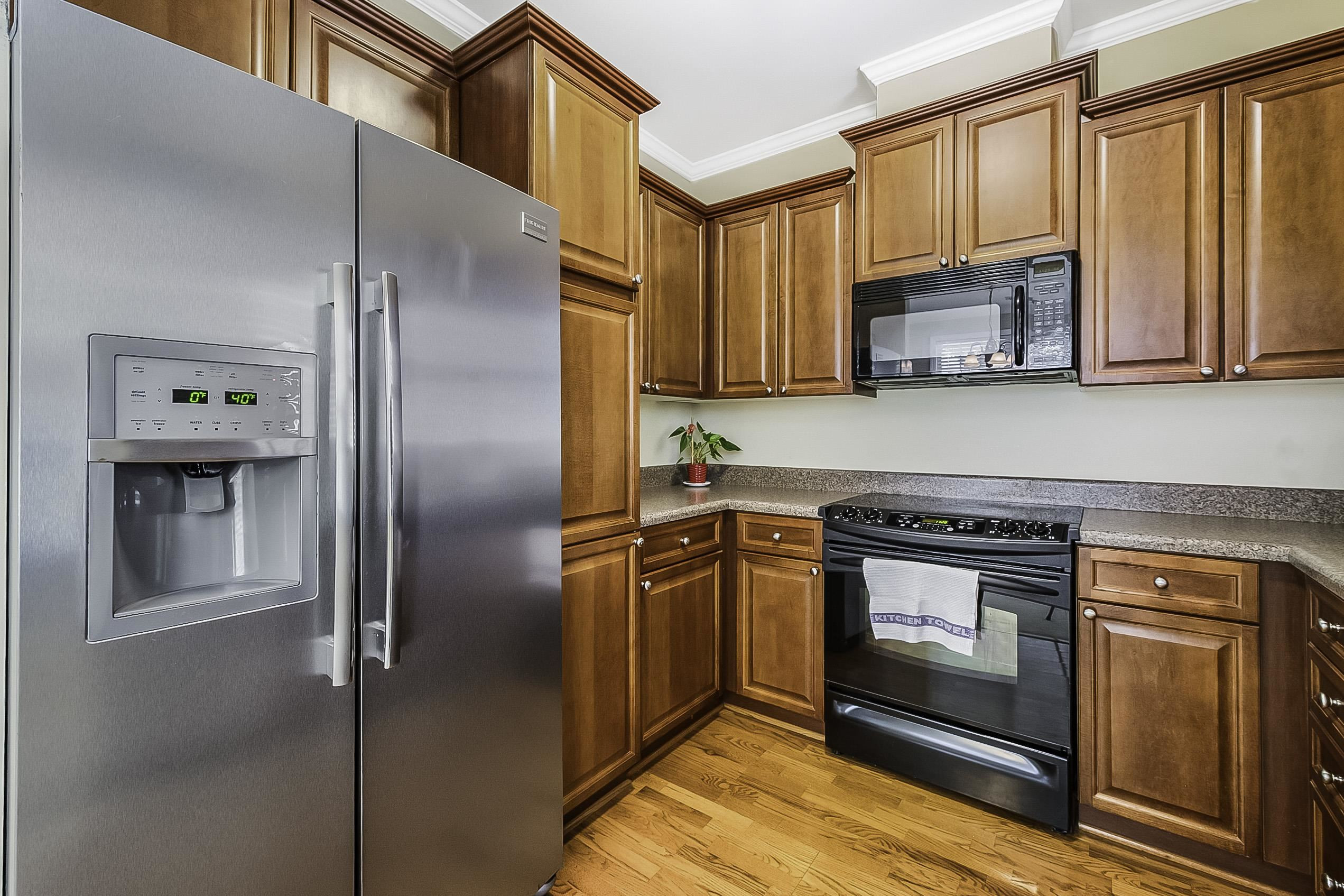 8041 Allyns Landing Way, Unit 302 Raleigh, NC 27615 - Photo 5 of 31 Stainless Steel Fridge Conveys