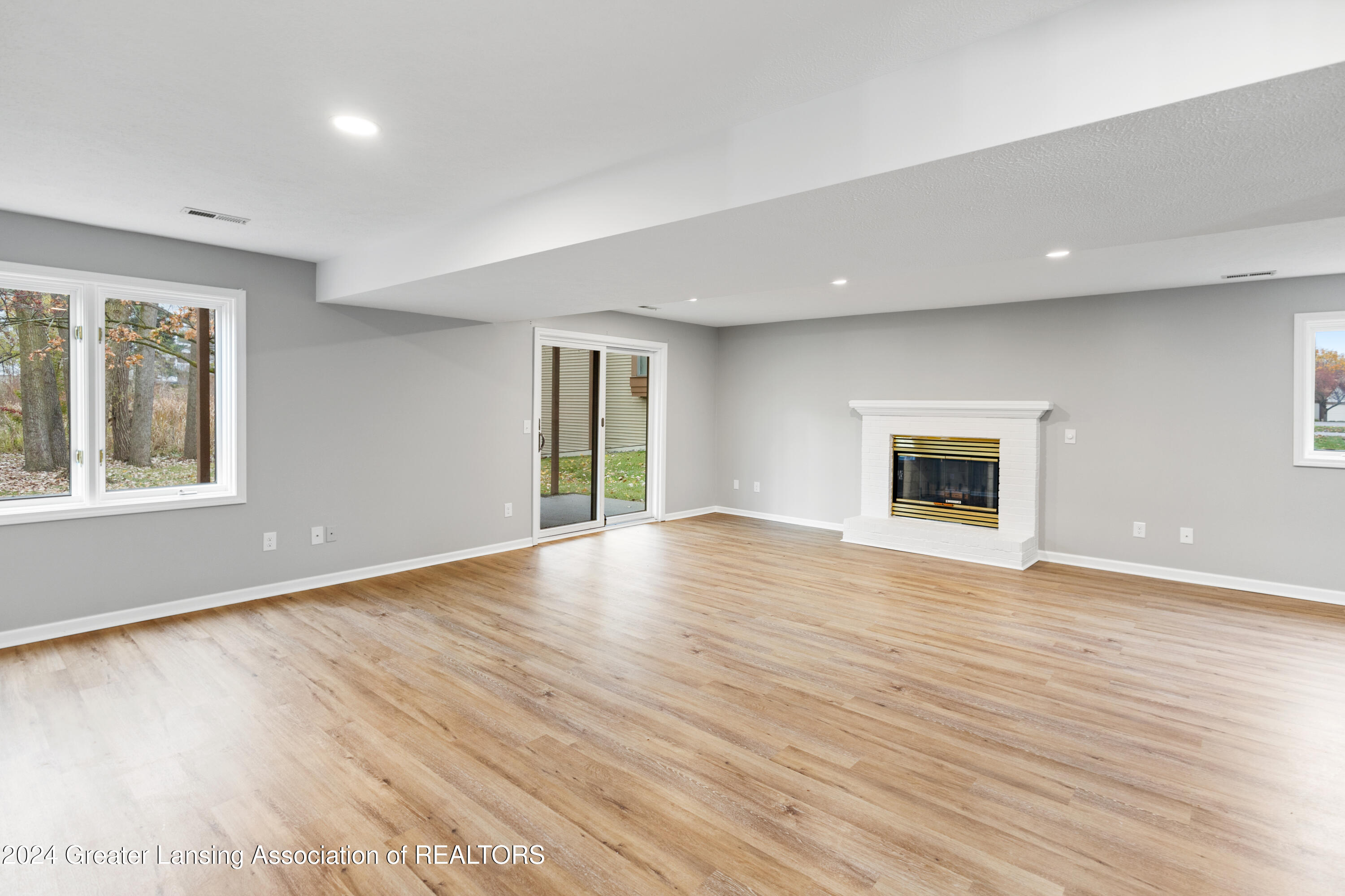 6727 Spring Tree Lane Lansing, MI 48917 - Photo 27 of 50 IMG_7949