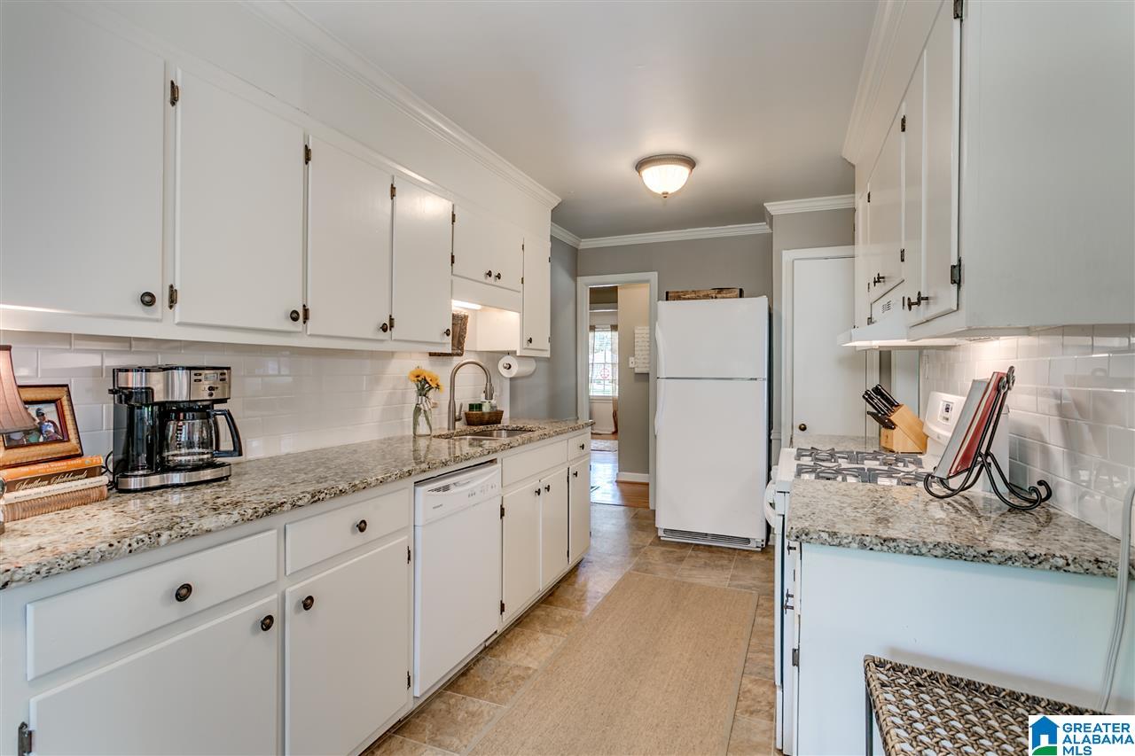 713 Grove Street Birmingham, AL 35209 - Photo 5 of 16