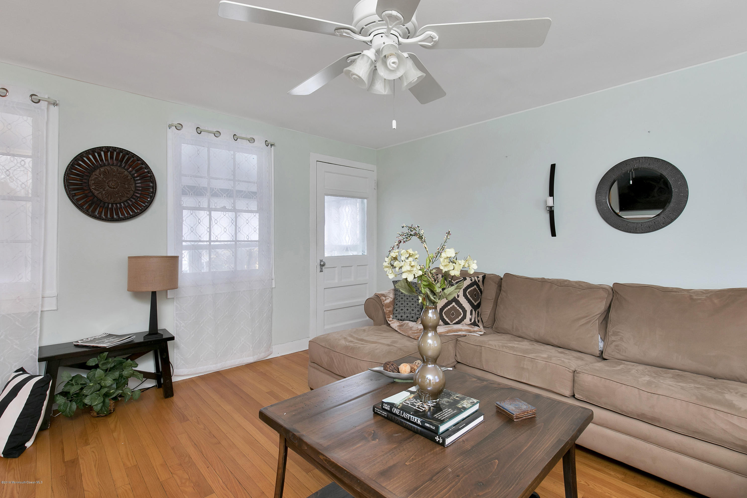116 Oak Hill Road Middletown, NJ 07701 - Photo 3 of 18 116 Oak Hill Rd Red Bank NJ-print-011-12
