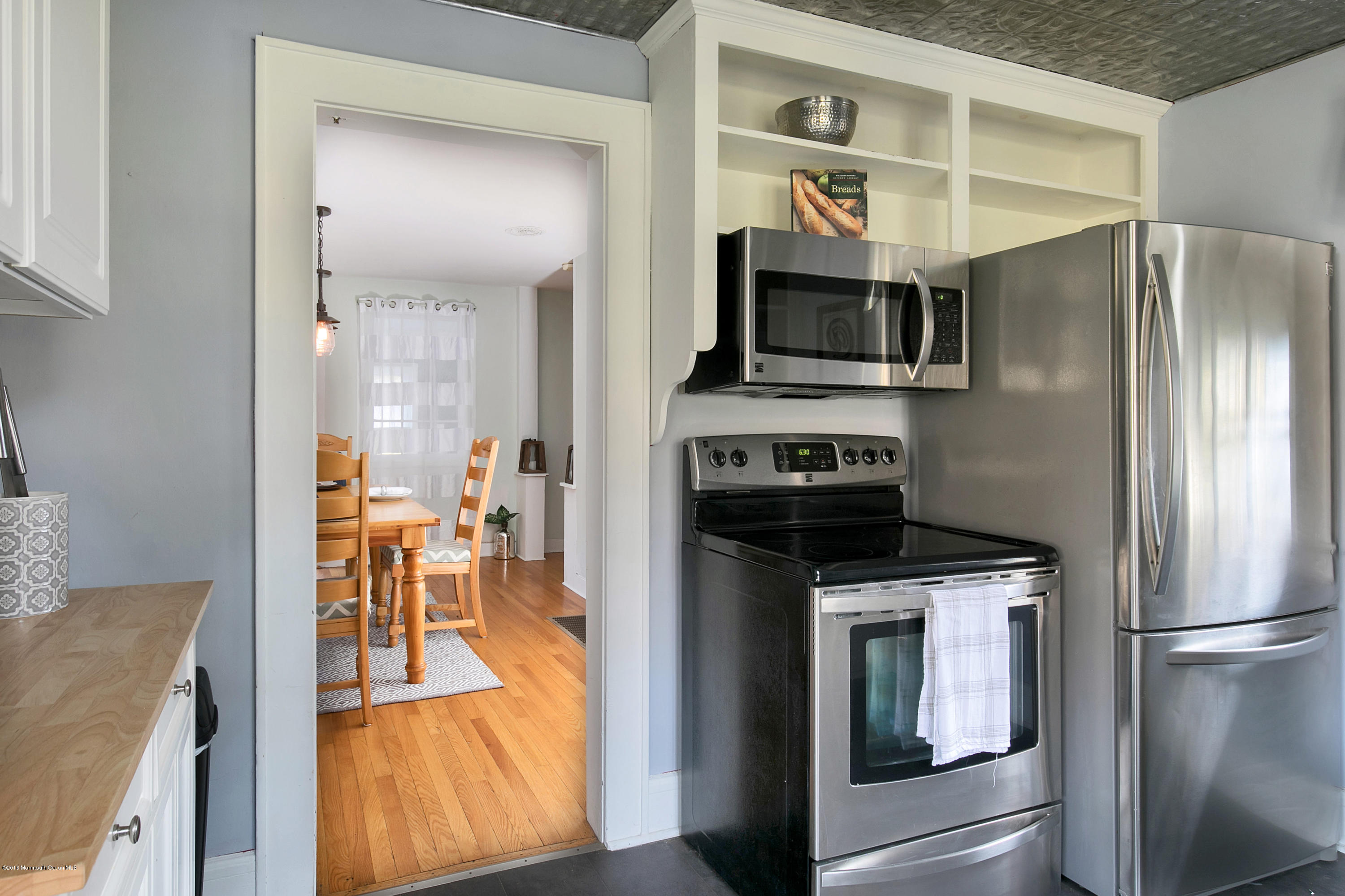 116 Oak Hill Road Middletown, NJ 07701 - Photo 7 of 18 116 Oak Hill Rd Red Bank NJ-print-024-8-