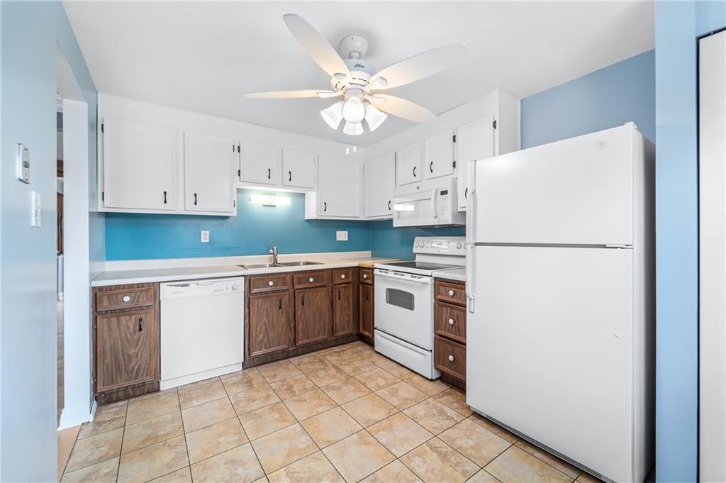 2547 Hunting Ridge Trail Bridgeville, PA 15017 - Photo 6 of 25 Gallery Image 6