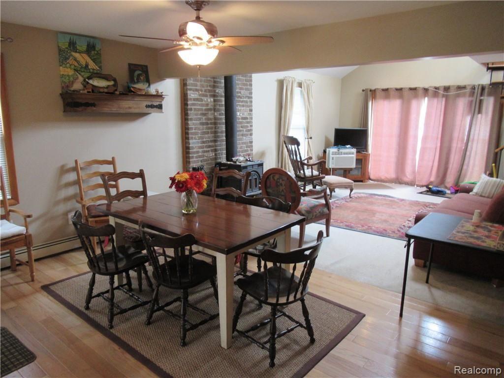 5882 Bullard Road Fenton, MI 48430 - Photo 20 of 32 IMG_5561.JPG