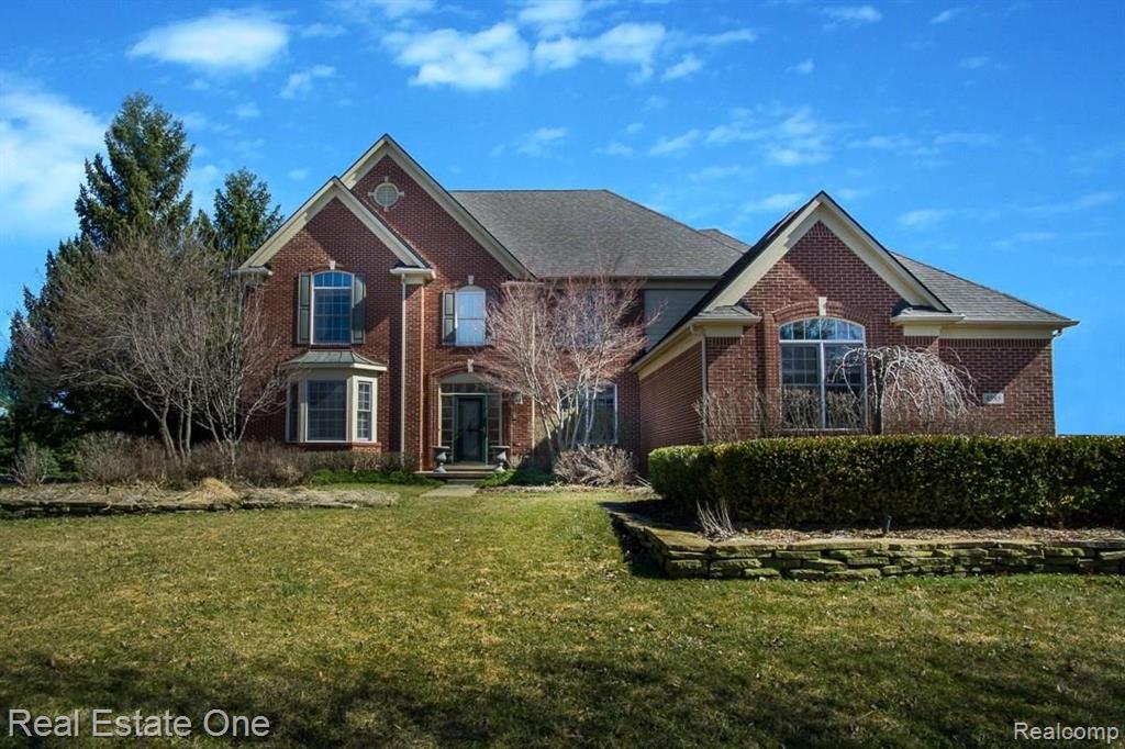 4585 Chatford Court Rochester, MI 48306 - Photo 1 of 32
