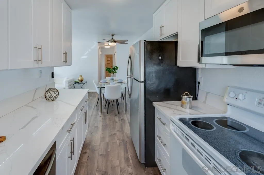 10532 Caminito Rimini San Diego, CA 92129 - Photo 17 of 34