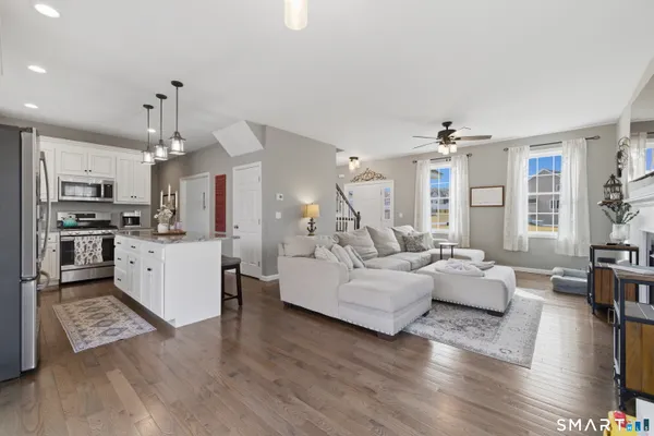 $649,999 | 26 Quakertown Meadows, Ledyard, CT 06339