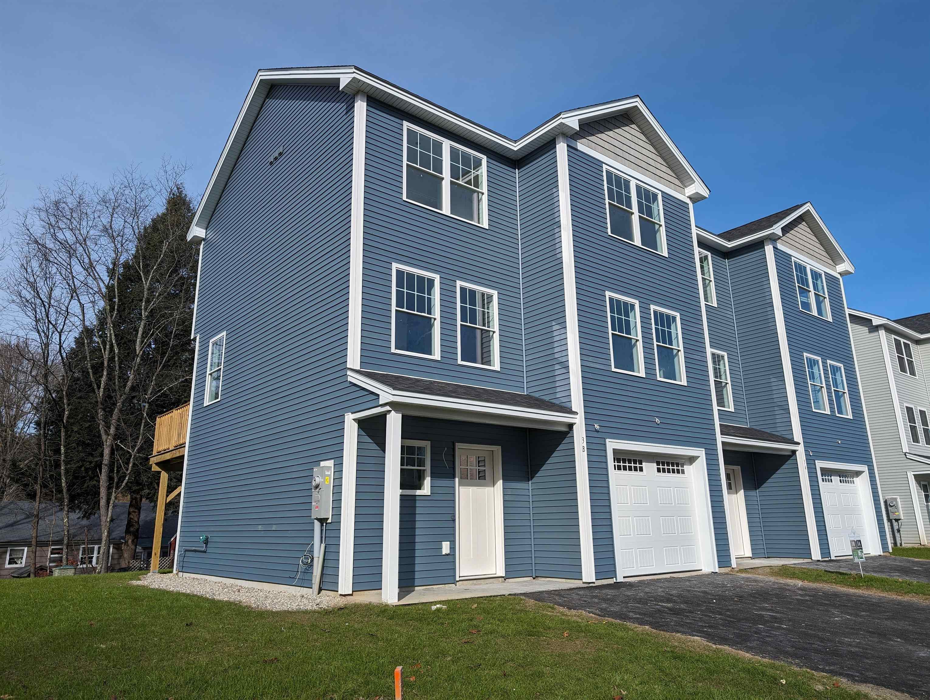 3 B Bovee Way, Unit 3B Epping, NH 03042 - Photo 2 of 34