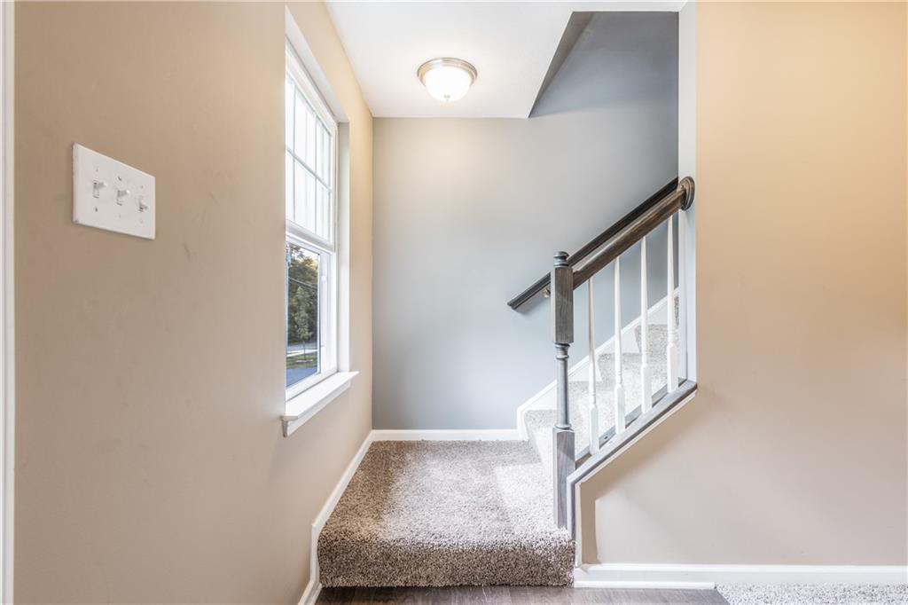 403 Browns Hill Road Valencia, PA 16059 - Photo 8 of 22 Gallery Image 8