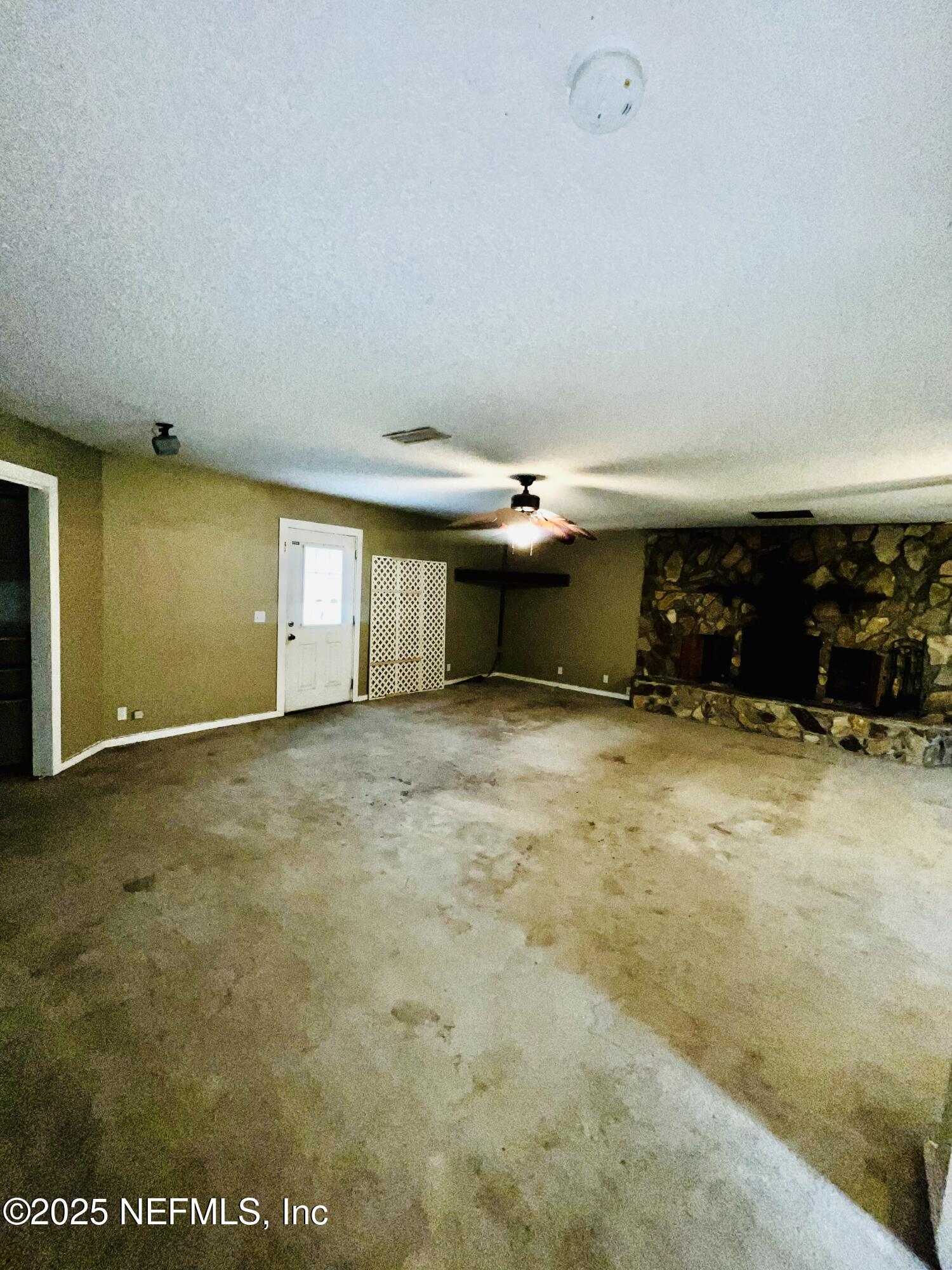 2731 Howard Road Middleburg, FL 32068 - Photo 15 of 46 IMG_7486