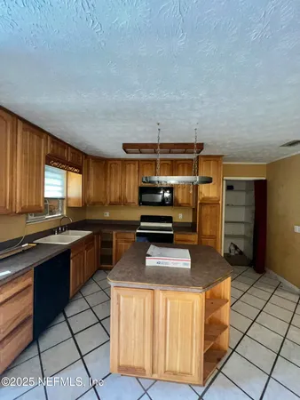 $298,900 | 2731 Howard Road, Middleburg, FL 32068