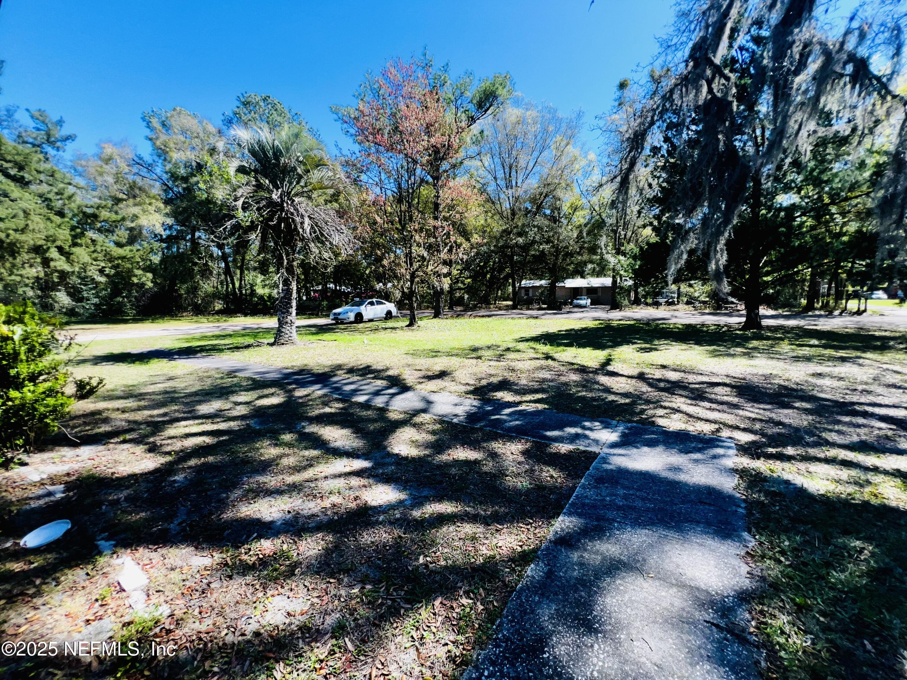 2731 Howard Road Middleburg, FL 32068 - Photo 5 of 46 IMG_3974