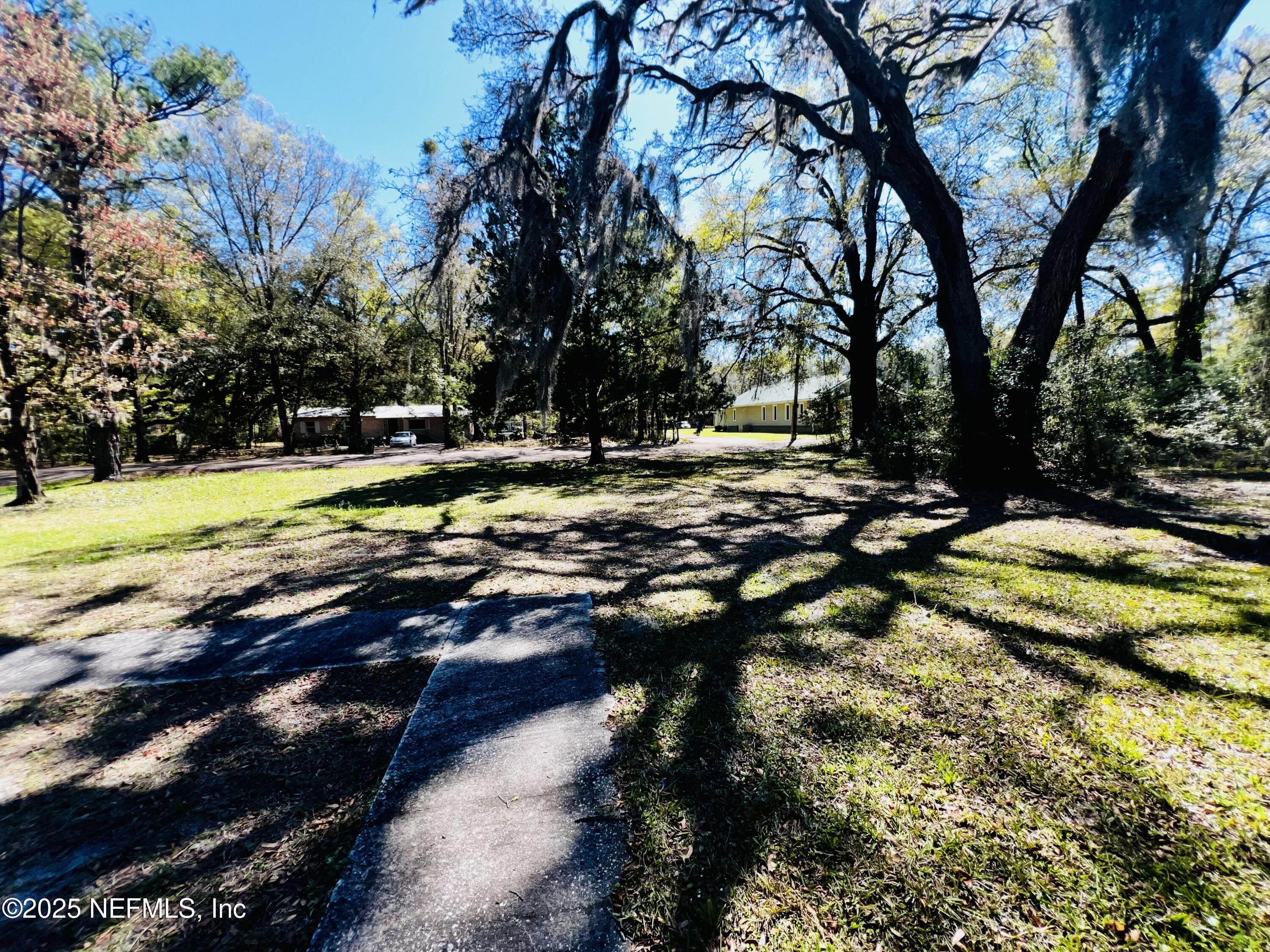 2731 Howard Road Middleburg, FL 32068 - Photo 6 of 46 IMG_3976
