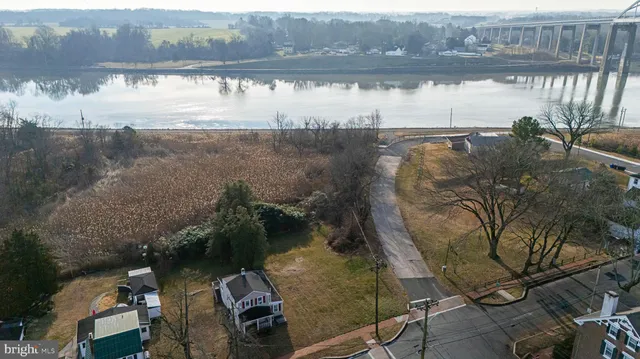 a view of a lake in middle of the town