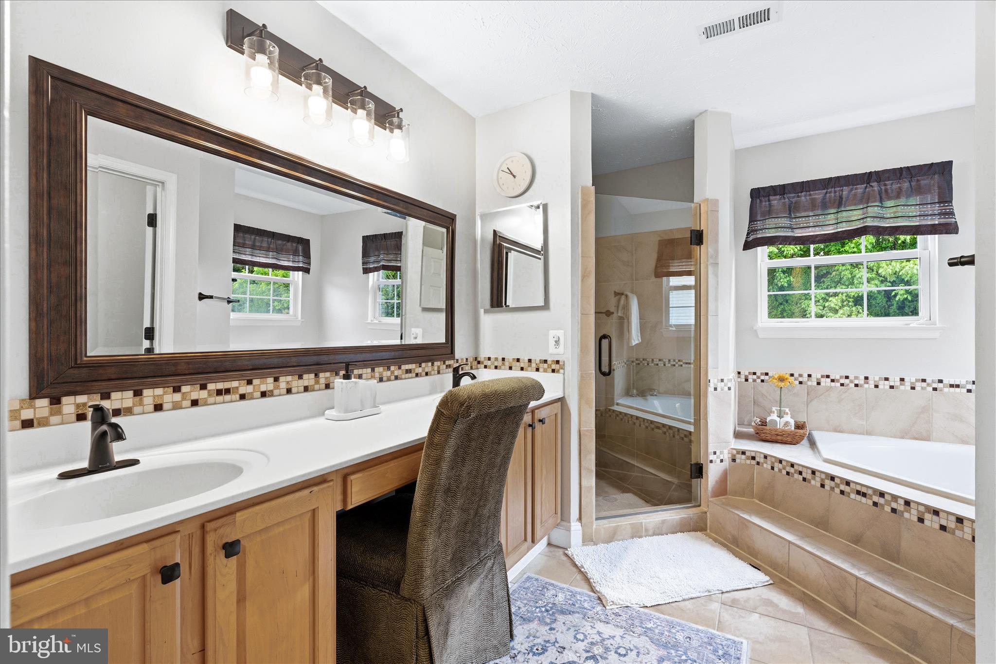 5811 Winding Ridge Way Frederick, MD 21704 - Photo 31 of 55 Primary bathroom