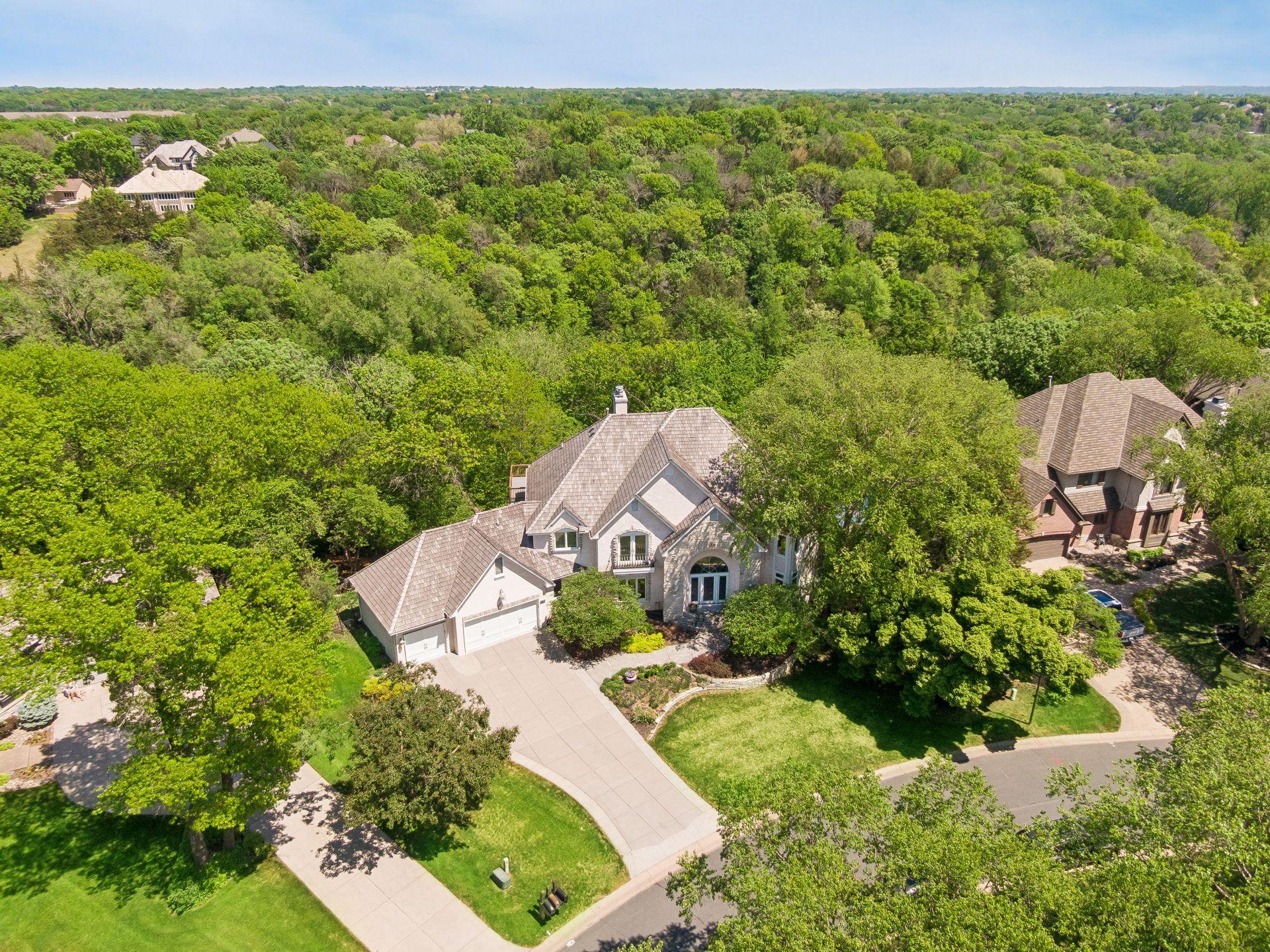 10444 Purdey Road Eden Prairie, MN 55347 - Photo 3 of 111 Gallery Image 3