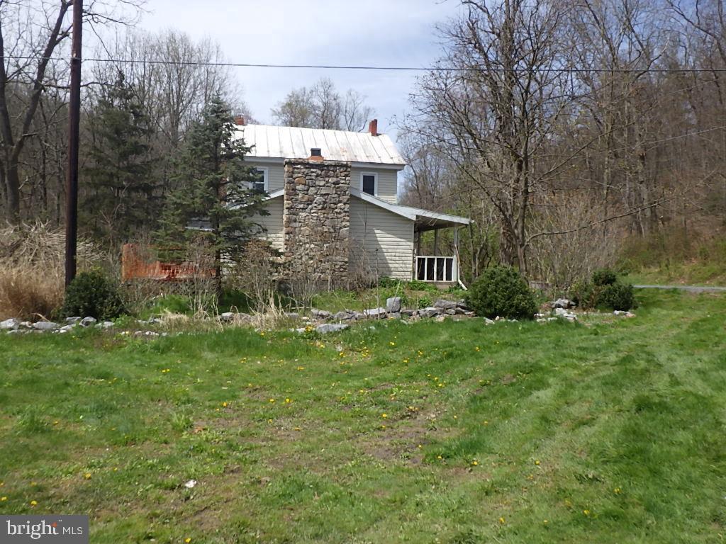 376 Dum Road Elliottsburg, PA 17024 - Photo 3 of 30 Gallery Image 3