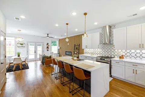 $660,000 | 1618 11th Avenue North, Nashville, TN 37208